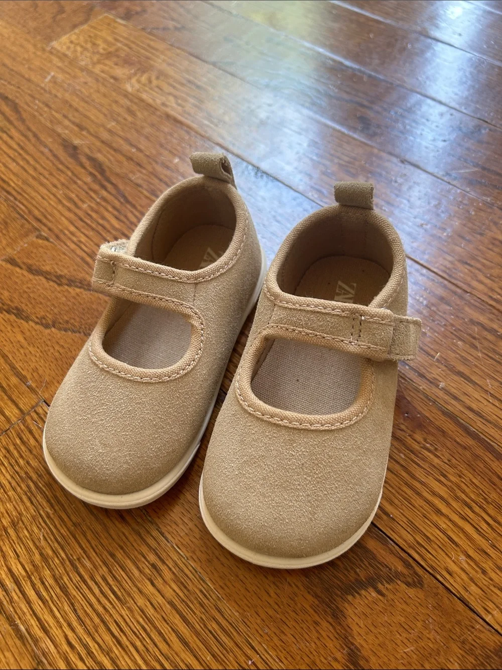 Zara lightweight canvas